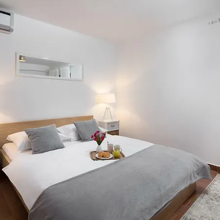 Apartament Bonaparte